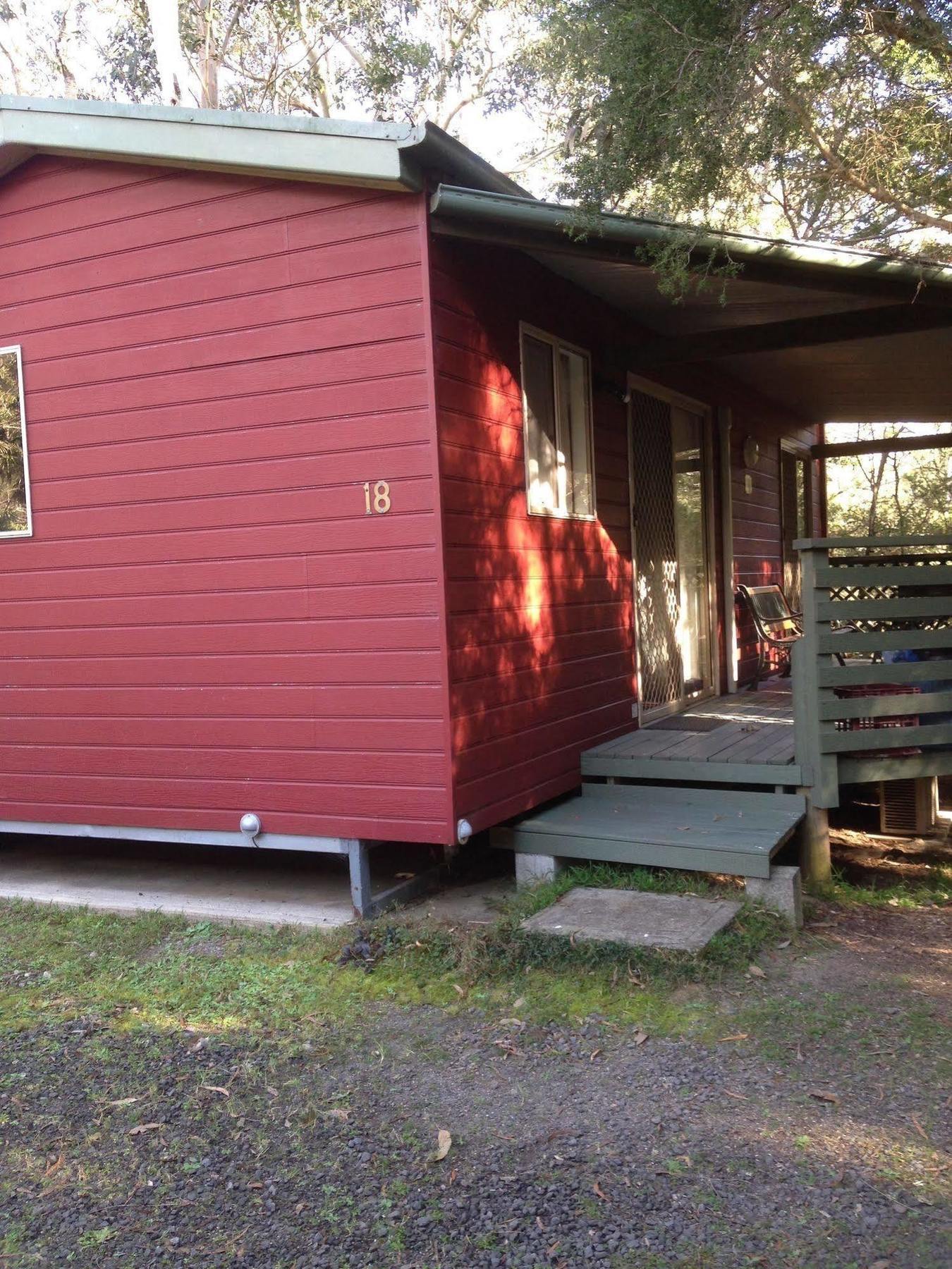 Jervis Bay Cabins & Hidden Creek Campsite Woollamia ภายนอก รูปภาพ